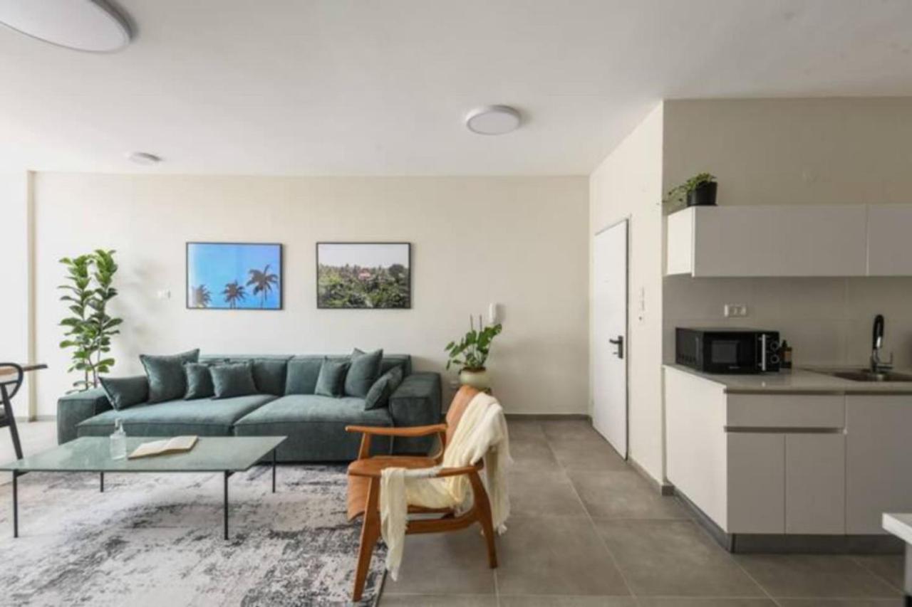 Spacious & Bright 3br Near The & Port By Sea N' Rent Apartment