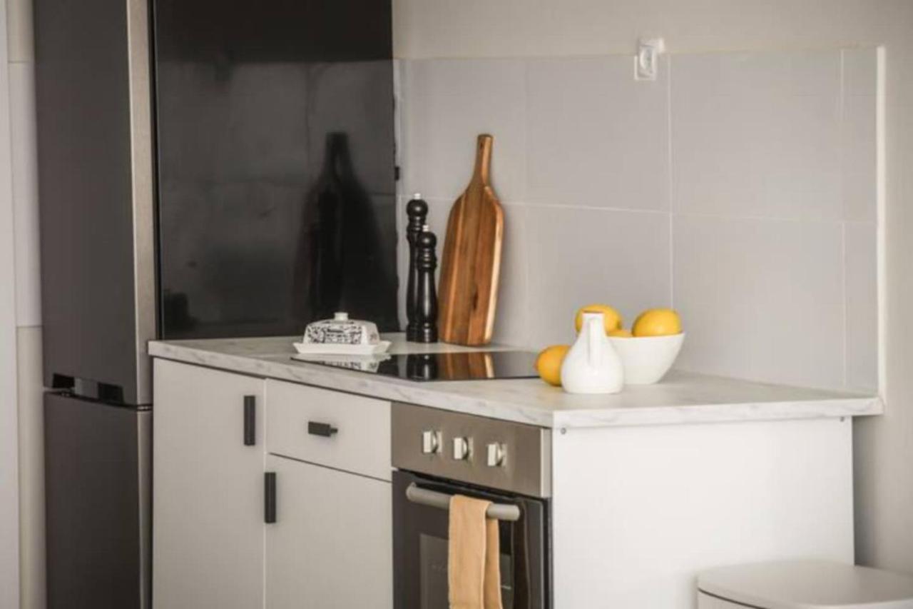 Apartment Spacious & Bright 3br Near The & Port By Sea N' Rent