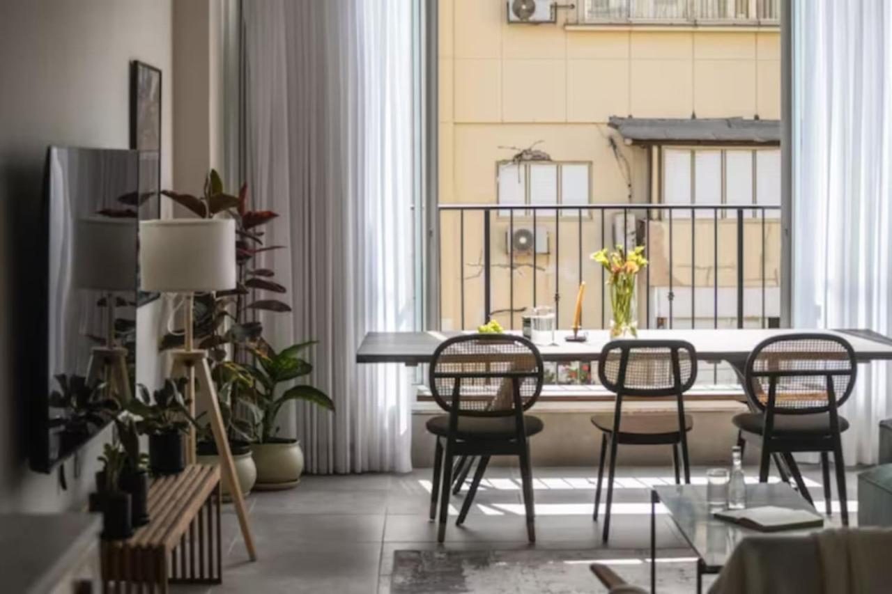 Apartment Spacious & Bright 3br Near The & Port By Sea N' Rent *
